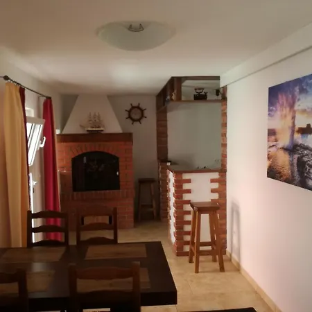 아파트 Opatija 로브란