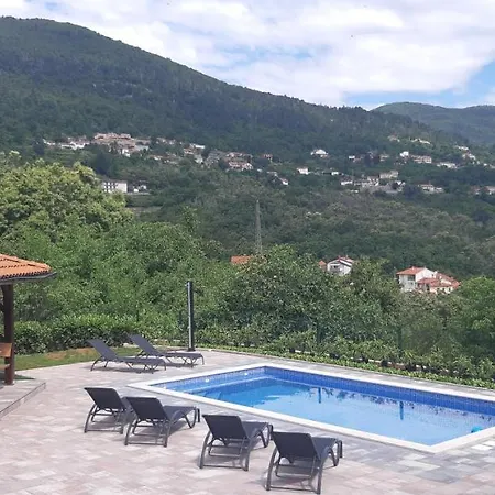 Opatija アパート ロヴラン